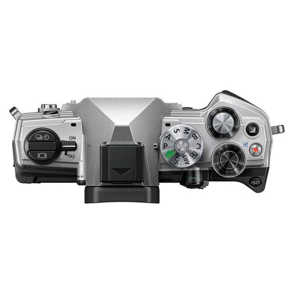 OM System OM-5  / Appareil photo hybride 20.4 MP Micro 4/3 - Écran tactile orientable 3" - Viseur OLED - Vidéo C4K/4K UHD - Stabilisation 5 axes - Wi-Fi/Bluetooth - IP53 (boîtier nu) – Image 3